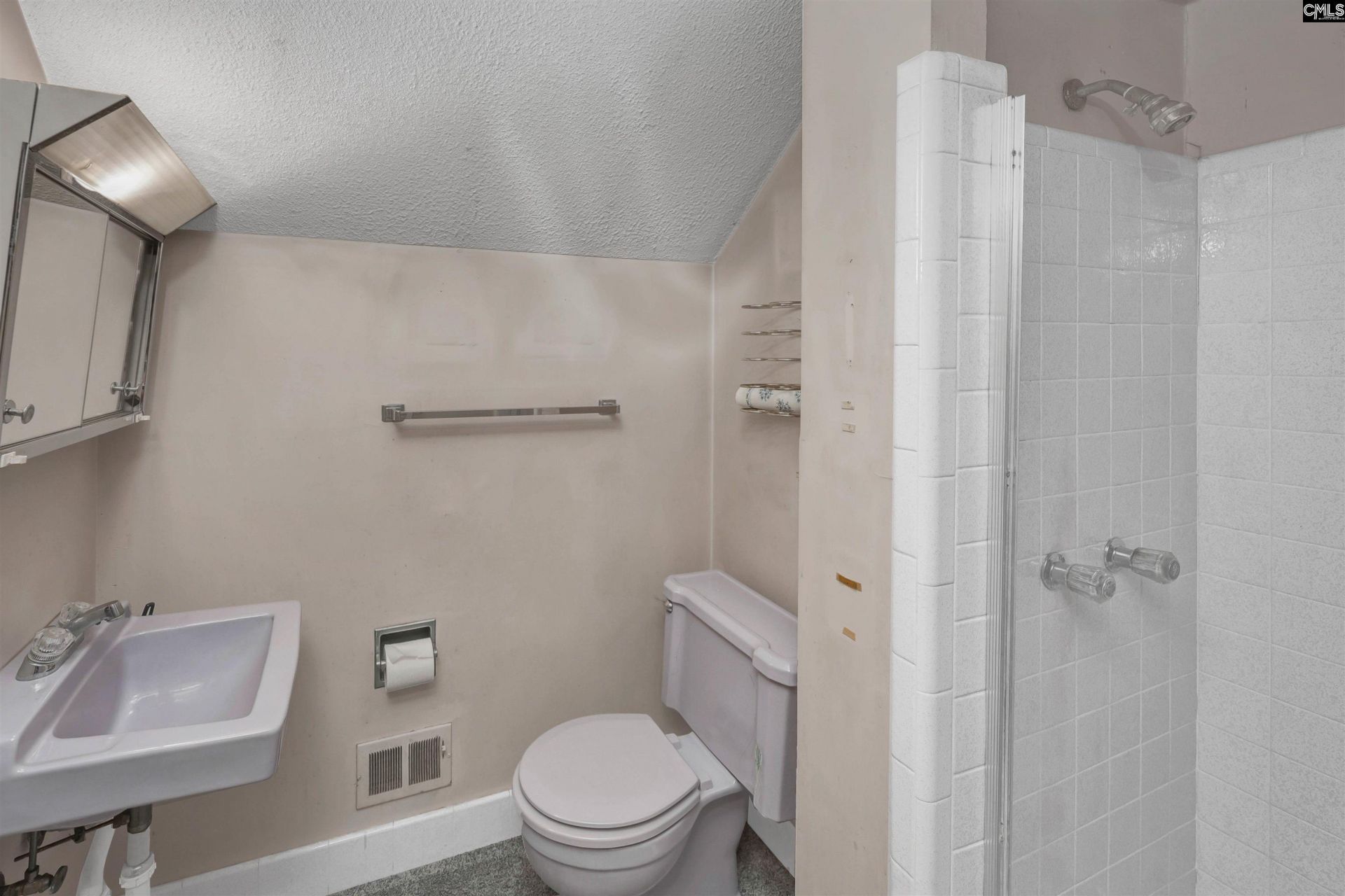 137 Normandy Road  Photo 13