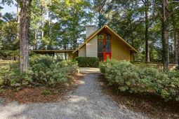 137 Normandy Road  photo 4