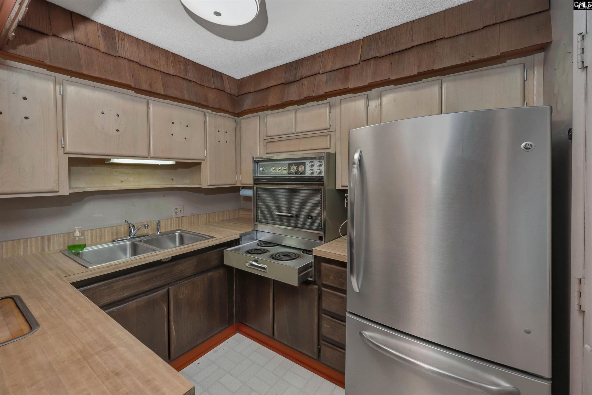 137 Normandy Road  Photo 6