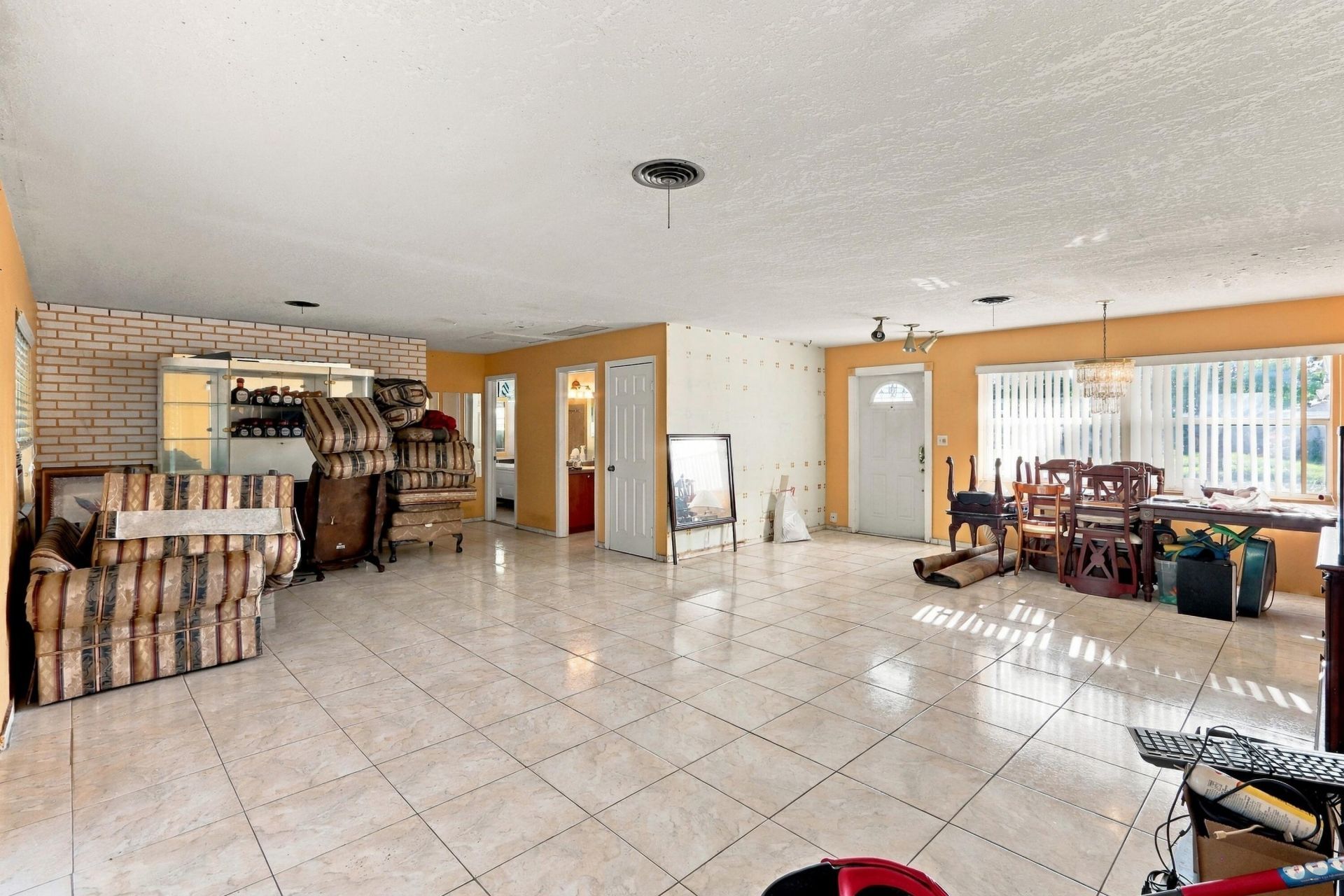 430 N Ware Drive, West Palm Beach, FL 33409 Photo
