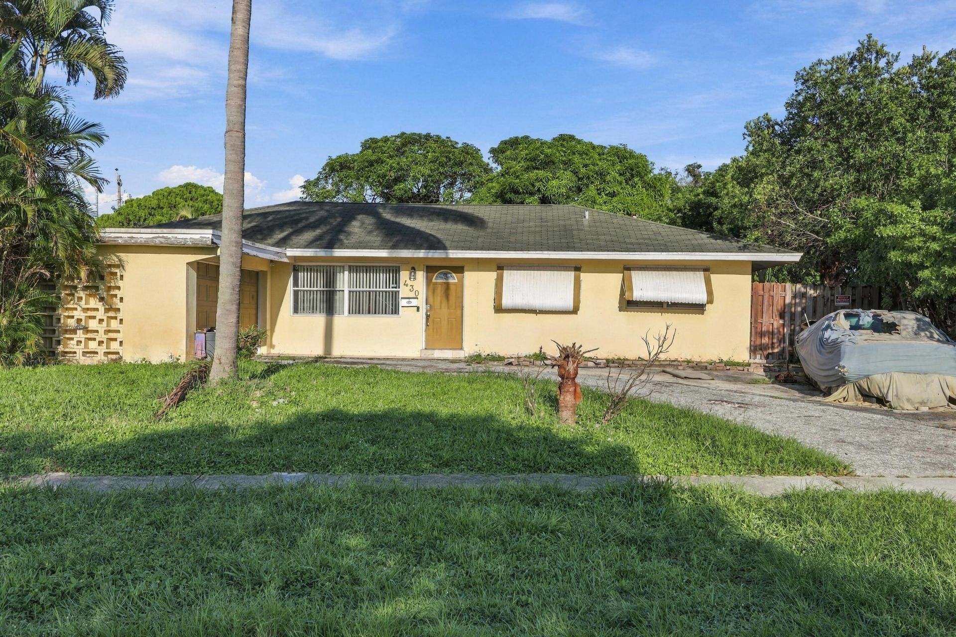 430 N Ware Drive, West Palm Beach, FL 33409 Photo