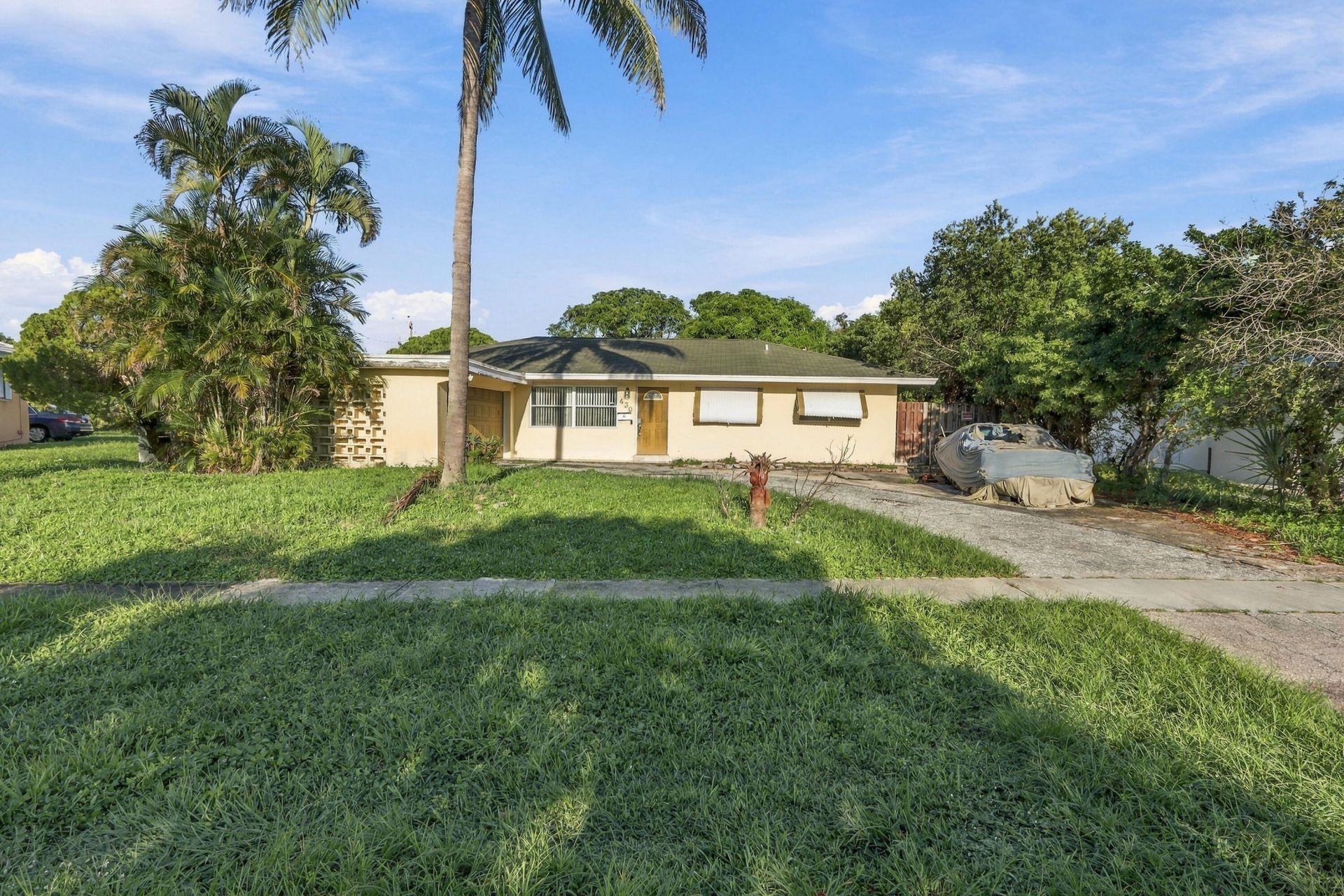 430 N Ware Drive, West Palm Beach, FL 33409 Photo