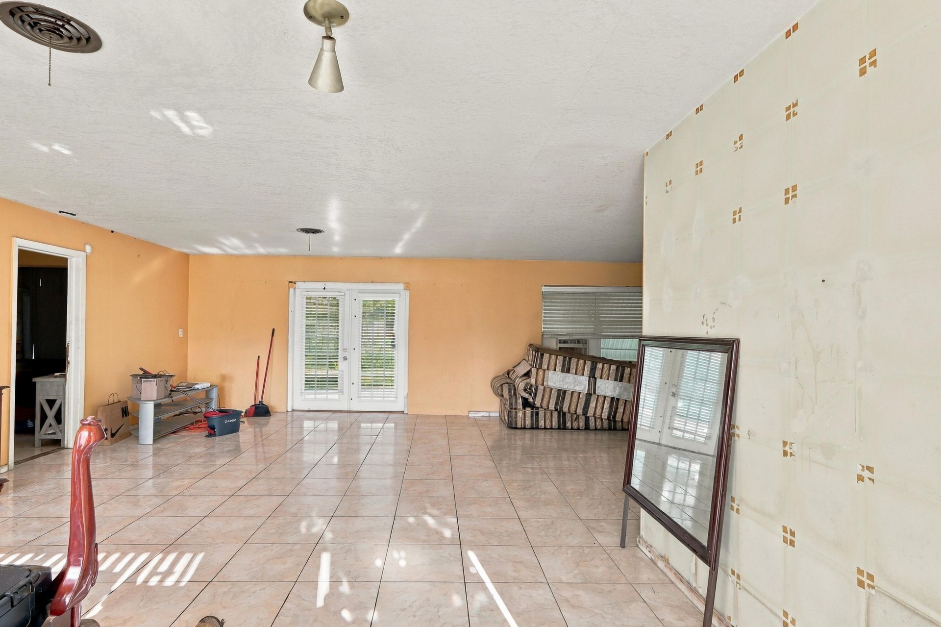 430 N Ware Drive, West Palm Beach, FL 33409 Photo