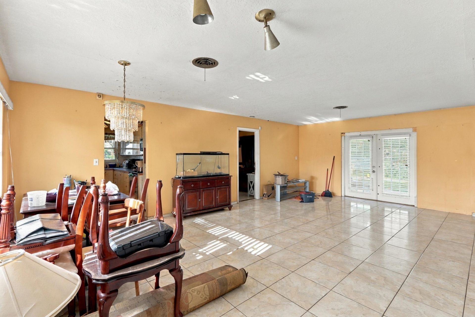 430 N Ware Drive, West Palm Beach, FL 33409 Photo