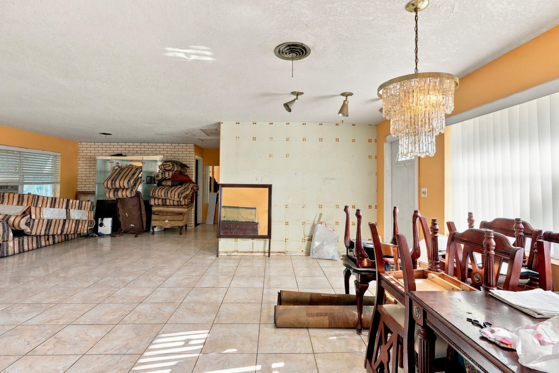 430 N Ware Drive, West Palm Beach, FL 33409 Photo