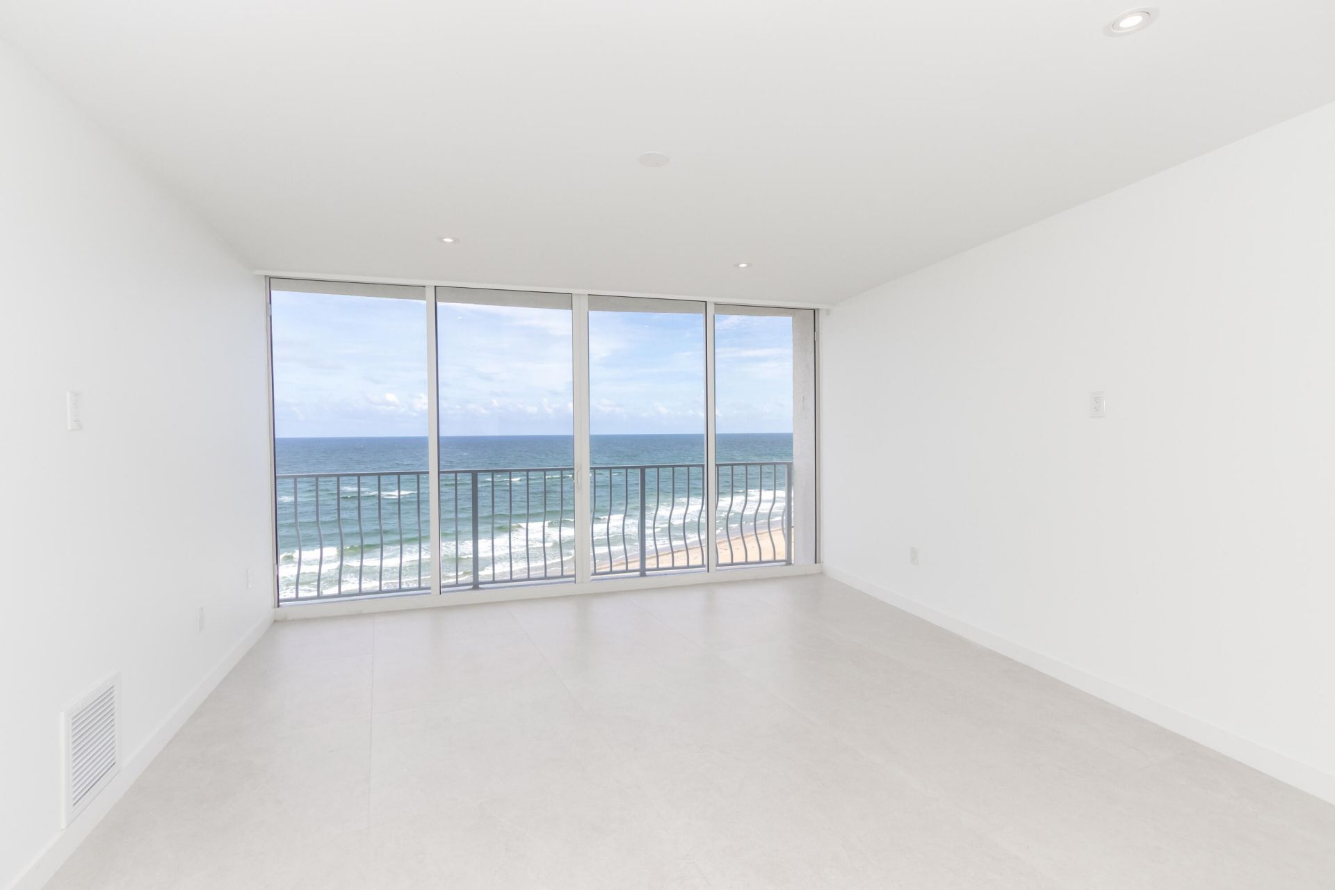 2774 S Ocean Boulevard, Unit 802, Palm Beach, FL 33480 Photo