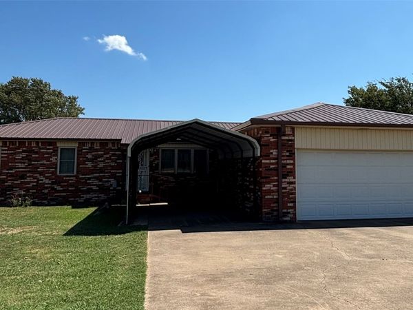 2248 N Hwy 69 Highway N, Pryor, OK 74361