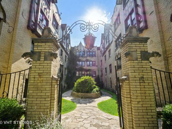 5653 N Spaulding Avenue, Unit 3E, Chicago, IL 60659