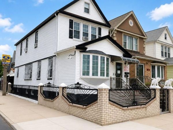 12720 95th Avenue , Richmond Hill, NY 11419