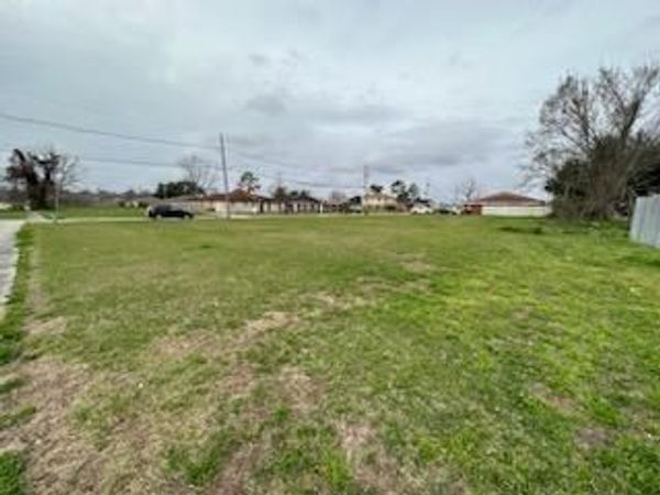 3201 DANIEL DR-5804 E. GENIE Street, Violet, LA 70092