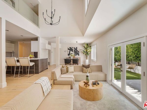 967 Hammond Street, Unit 5, West Hollywood, CA 90069