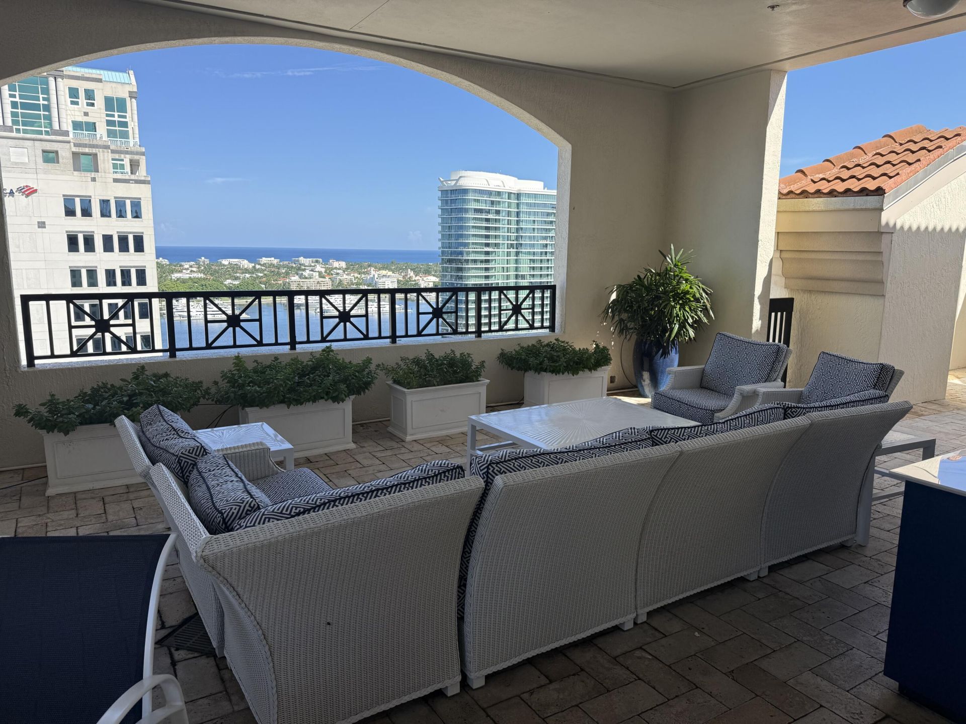801 S Olive Avenue, Unit 1621, West Palm Beach, FL 33401 Photo