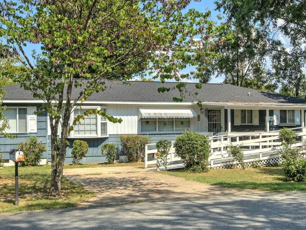 1102 Cranbrook Drive, Hixson, TN 37343