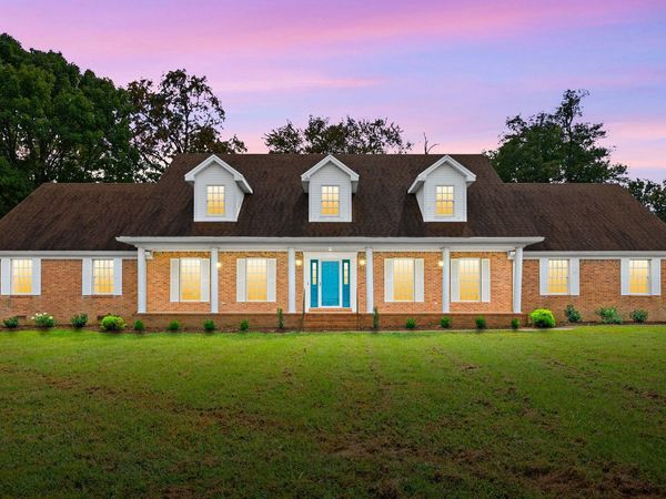 4655 Cadiz Rd, Hopkinsville, KY 42240