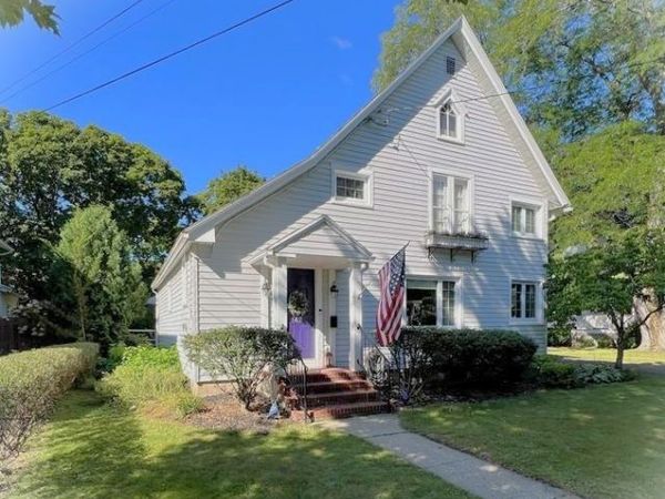 142 Park Street, Canandaigua, NY 14424