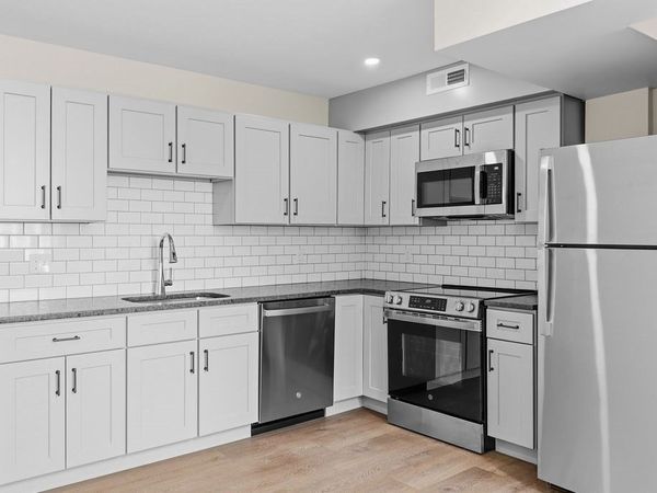 160 Seabury St, Unit 34, Fall River, MA 02720