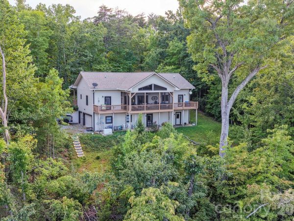 190 Tanglewood Trail, Lake Lure, NC 28746