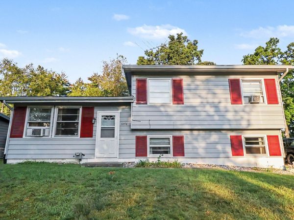 6316 Peachtree Street, Portage, MI 49024
