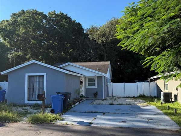 8904 ROSEBANK COURT, TAMPA, FL 33615