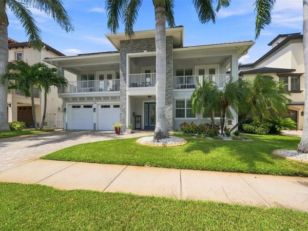 116 FOREST HILLS DRIVE, REDINGTON SHORES, FL 33708