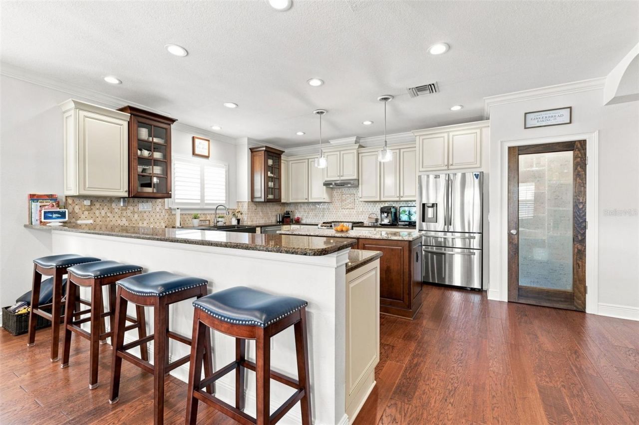 116 Forest Hills Drive, Redington Shores, FL 33708 Photo