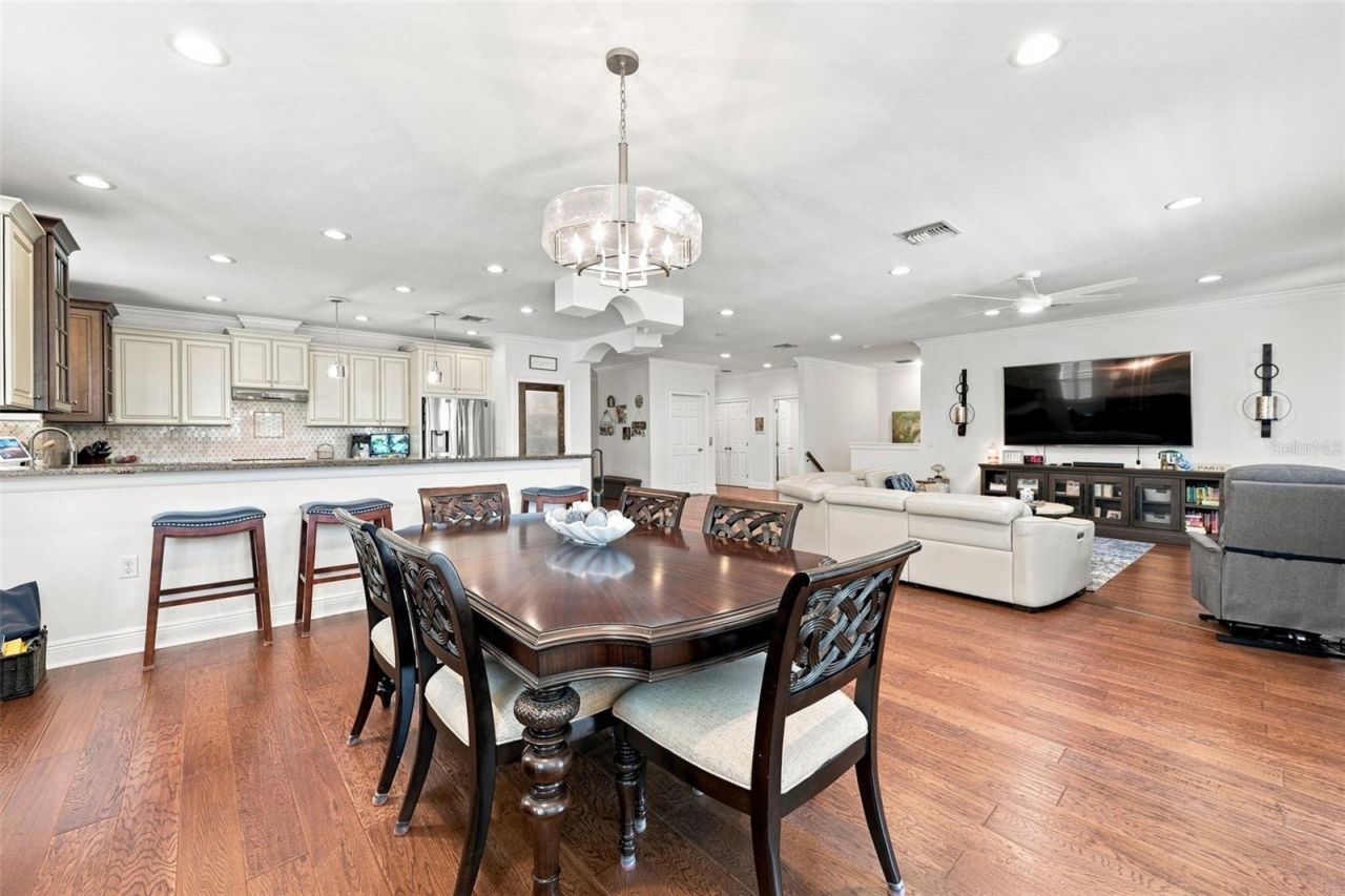 116 Forest Hills Drive, Redington Shores, FL 33708 Photo