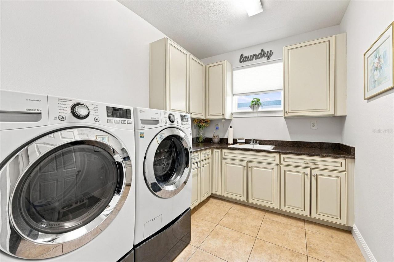116 Forest Hills Drive, Redington Shores, FL 33708 Photo