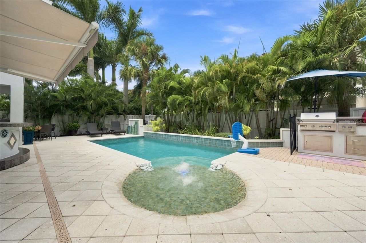 116 Forest Hills Drive, Redington Shores, FL 33708 Photo