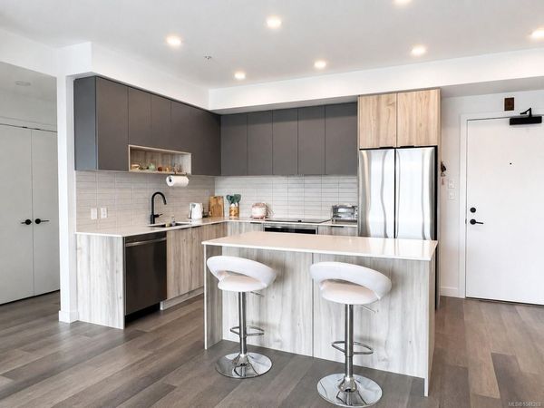 3564B Ryder Hesjedal Way, Unit #311, Colwood, BC V9C 0V4
