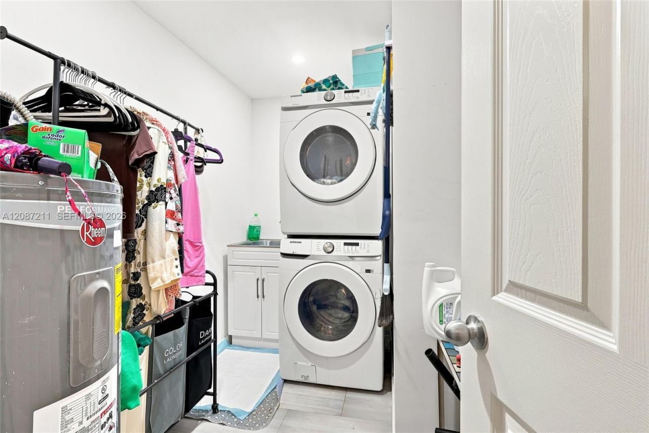 1055 NE 121st St, Unit 1055, North Miami, FL 33161 Photo