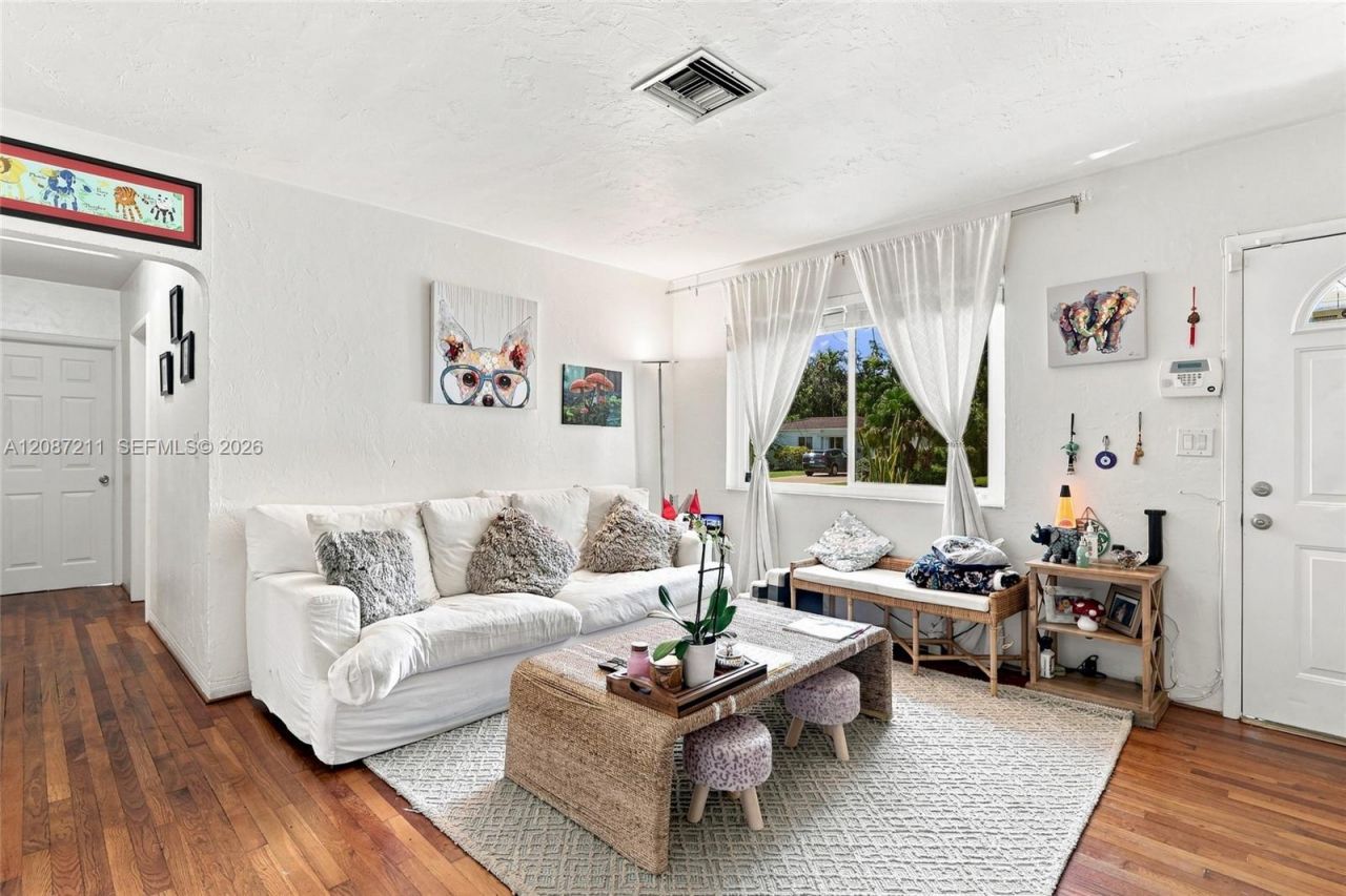 1055 NE 121st St, Unit 1055, North Miami, FL 33161 Photo