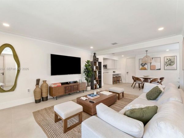 45 Palermo Ave, Coral Gables, FL 33134