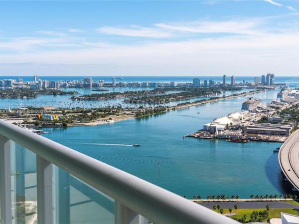 888 Biscayne Blvd, Unit 3302, Miami, FL 33132