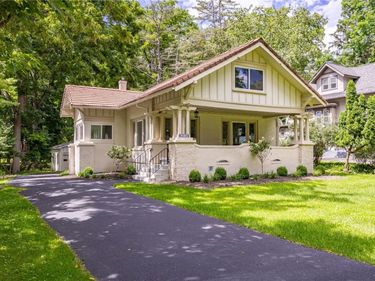 4383 East Avenue, Rochester, NY 14618