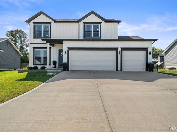 536 Lakewood Drive, Moscow Mills, MO 63362