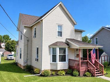 51 Auburn Ave, Shelby, OH 44875