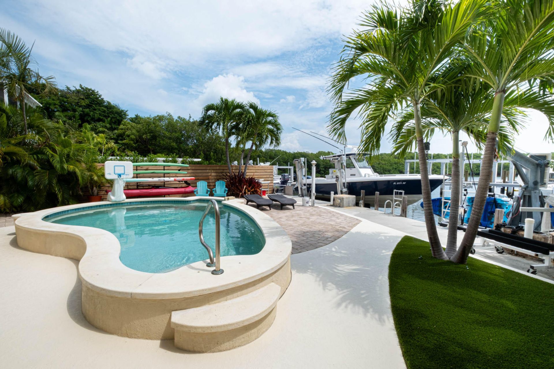 148 Riviera Drive, Tavernier, FL 33070 Photo