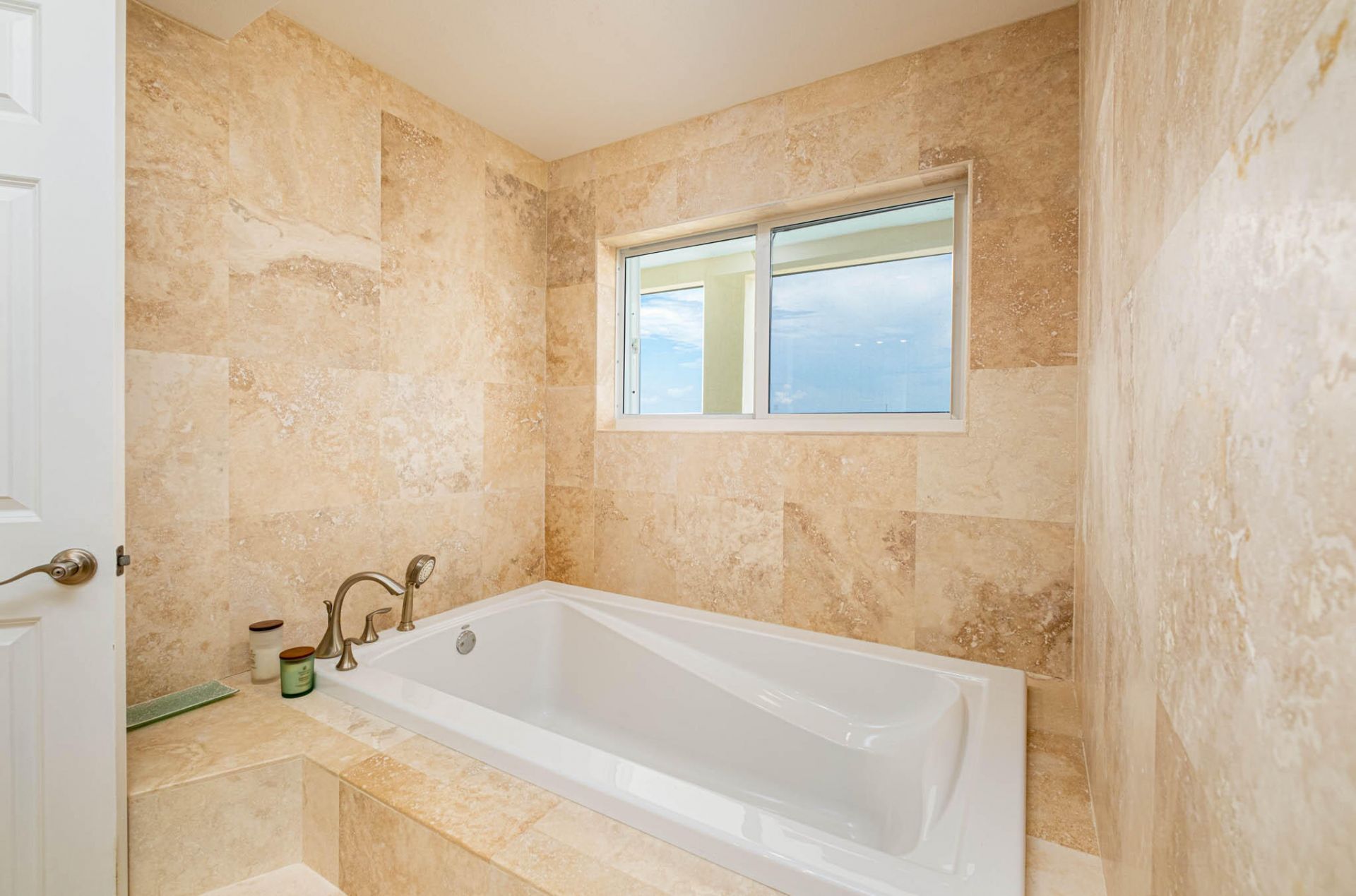 148 Riviera Drive, Tavernier, FL 33070 Photo