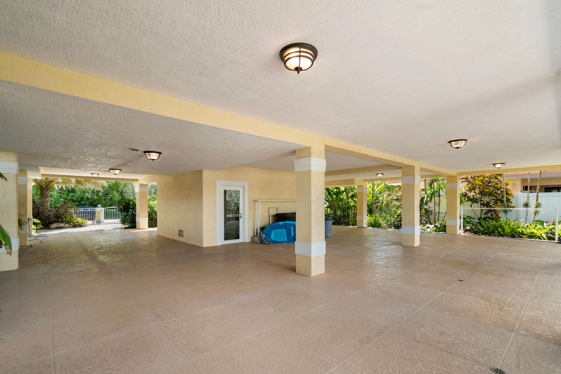 52 S Andros Road, Key Largo, FL 33037 Photo