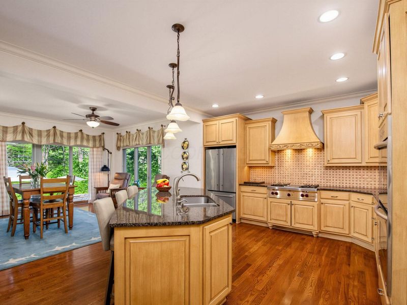 746 Matthews Brook Lane, Powell, OH 43065 Photo 8