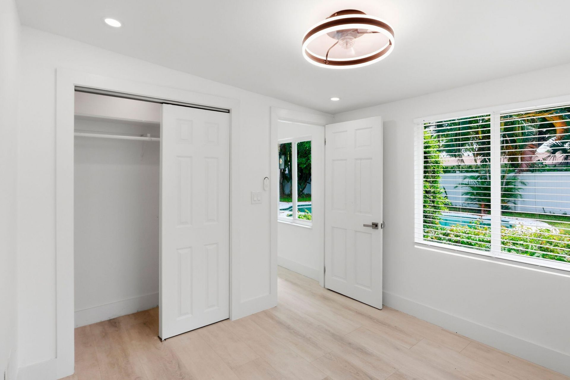 998 W Camino Real, Boca Raton, FL 33486 Photo