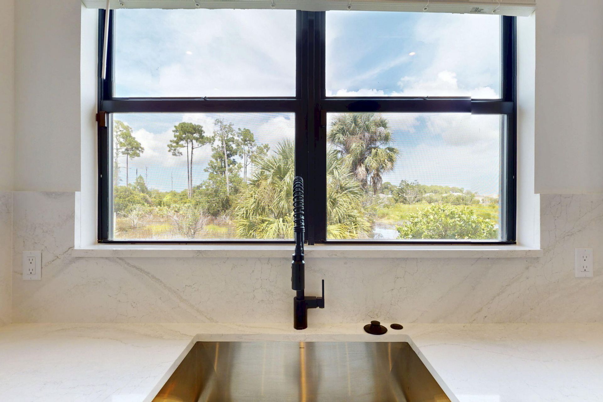 419 SE Via Sangro, Port Saint Lucie, FL 34952 Photo