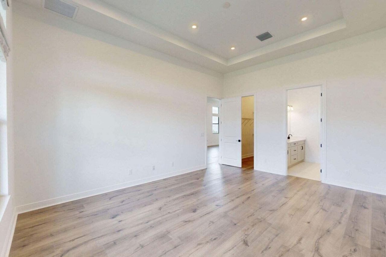 419 SE Via Sangro, Port Saint Lucie, FL 34952 Photo