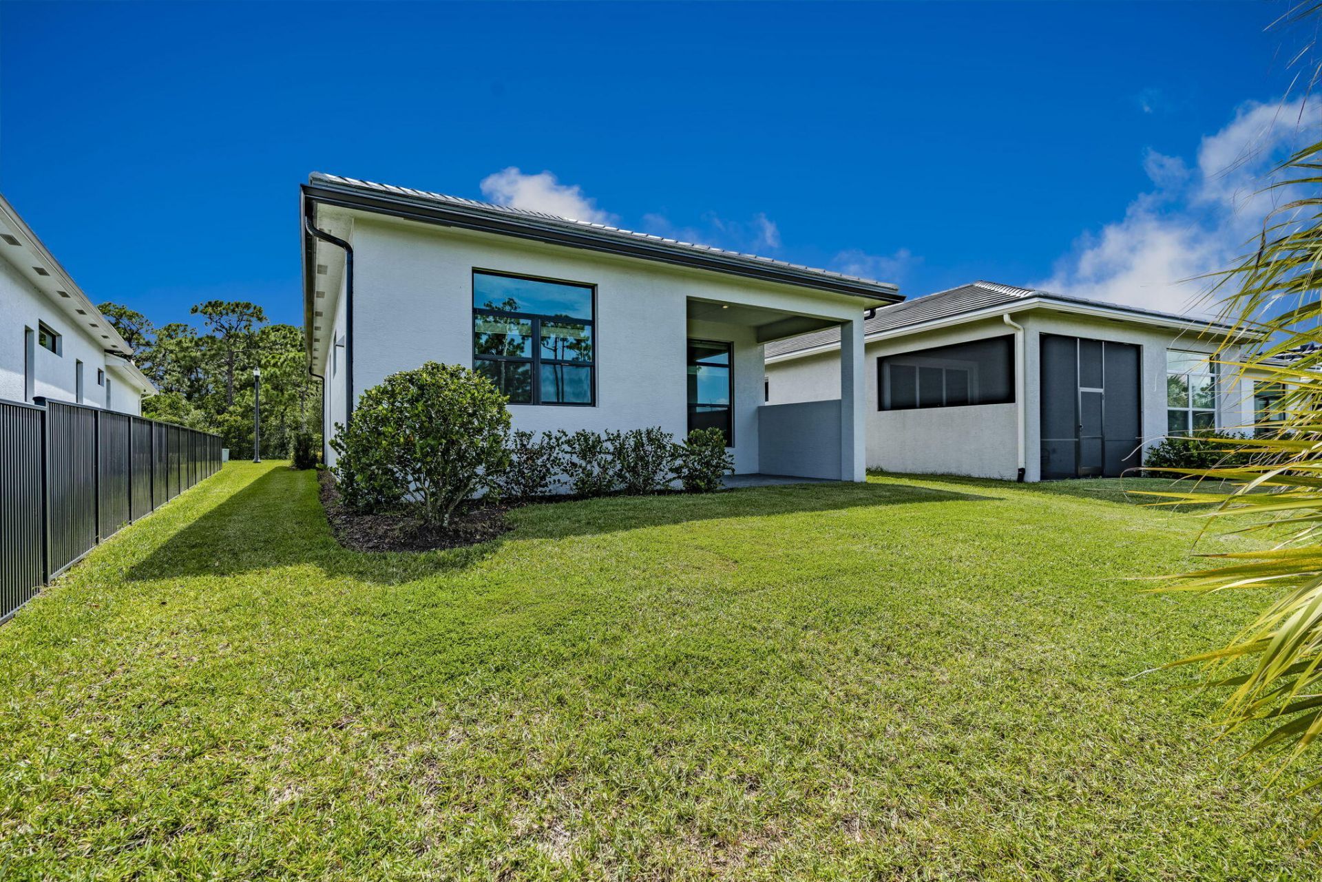 419 SE Via Sangro, Port Saint Lucie, FL 34952 Photo