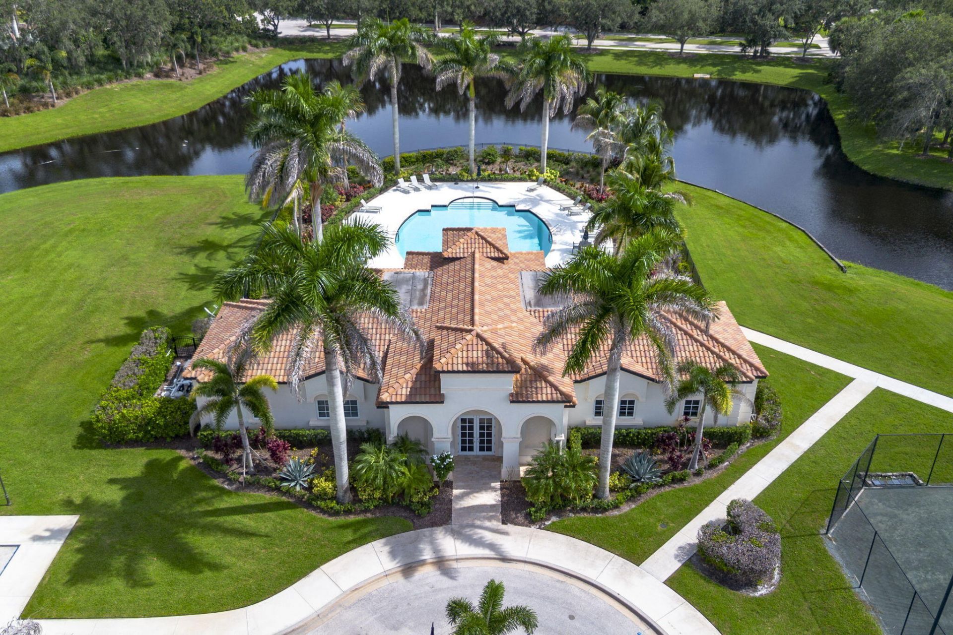 419 SE Via Sangro, Port Saint Lucie, FL 34952 Photo