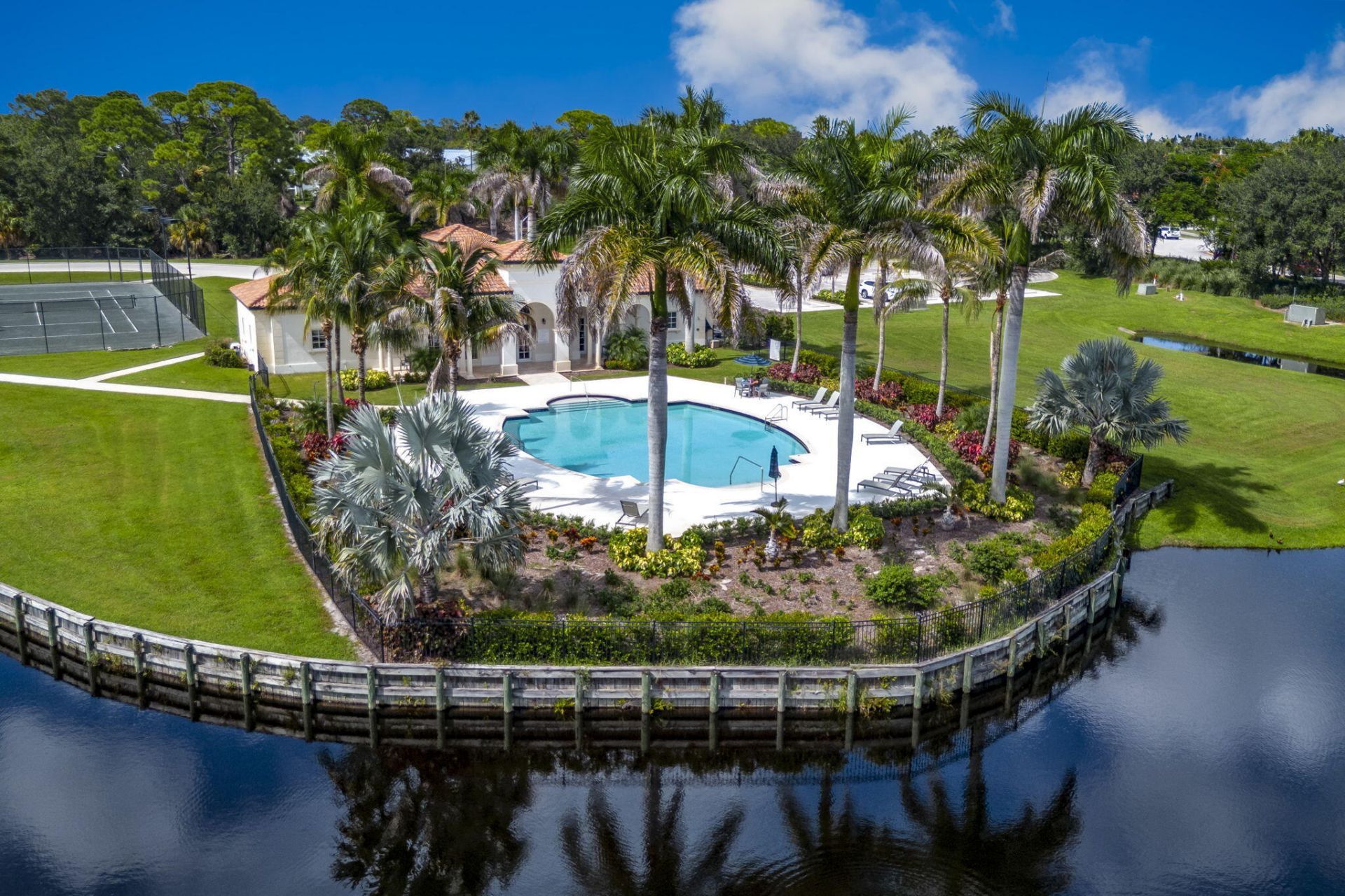 419 SE Via Sangro, Port Saint Lucie, FL 34952 Photo