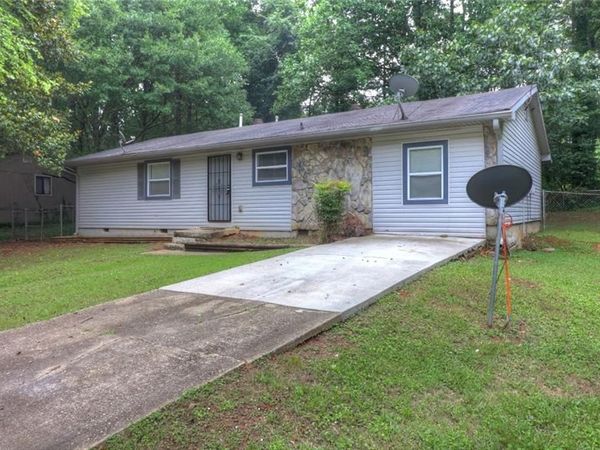 4749 Lost Colony Court, Stone Mountain, GA 30088