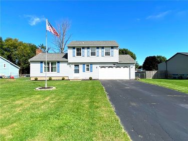 1360 Brookedge Drive, Hamlin, NY 14464