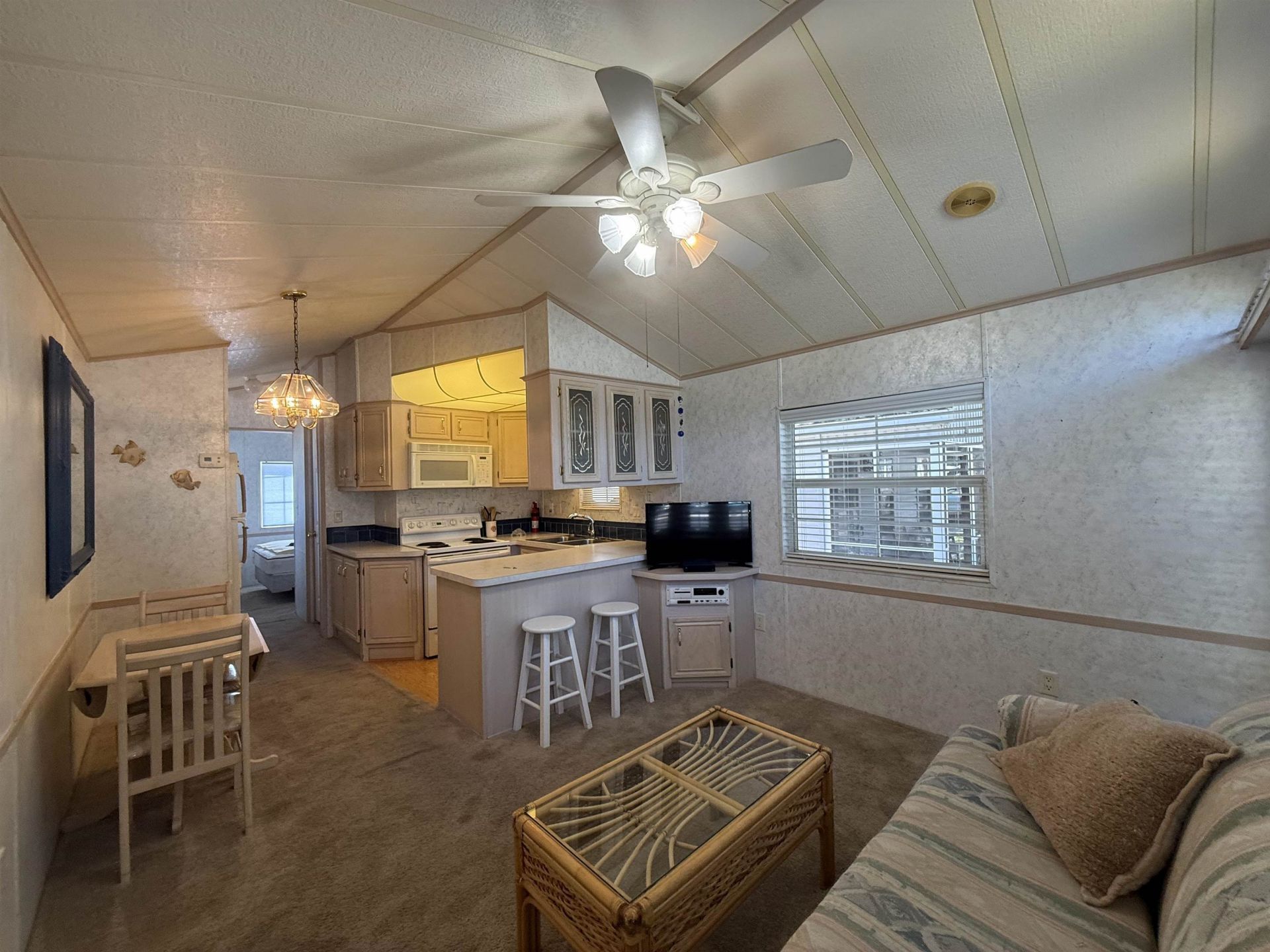 5400 Little River Neck Rd. Photo 13