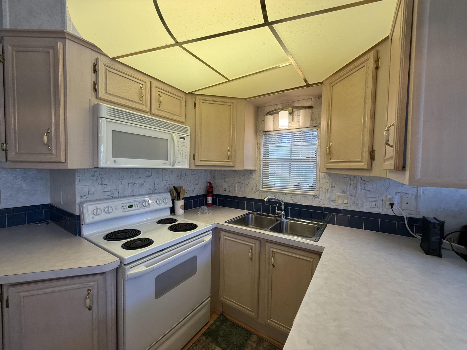 5400 Little River Neck Rd. Photo 16